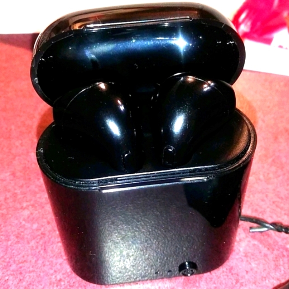 i7 Mini TWS Wireless Headphones